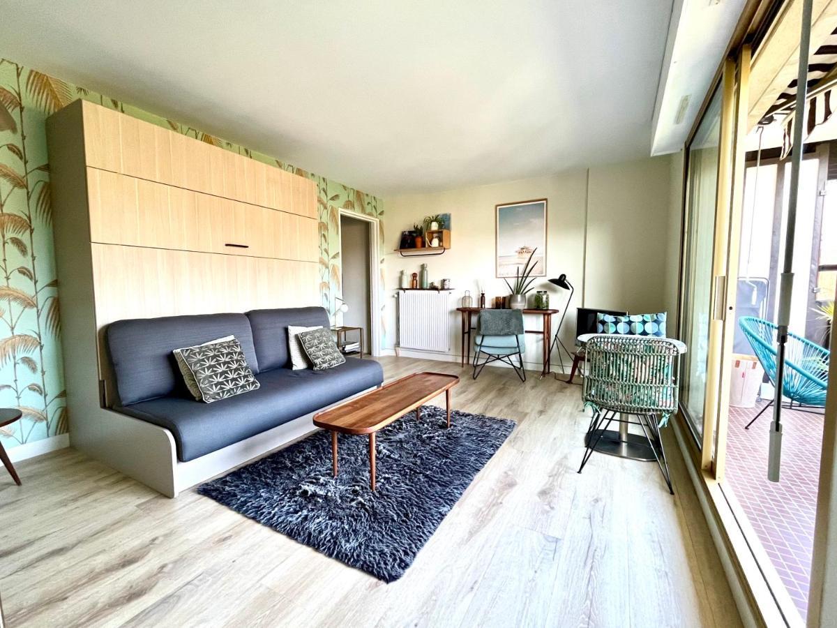 Beau Studio Terrasse Vue Jardin - A 2 Pas De La Mer Deauville Exterior foto